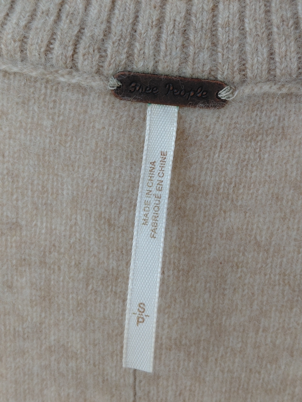 Free People 100% Cashmere Cropped Sweater Beige Mock Neck Soft Cozy Size S/P - Picture 5 of 9